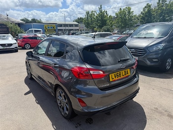 Used Ford Fiesta 2018 for sale - 78856643: Photo