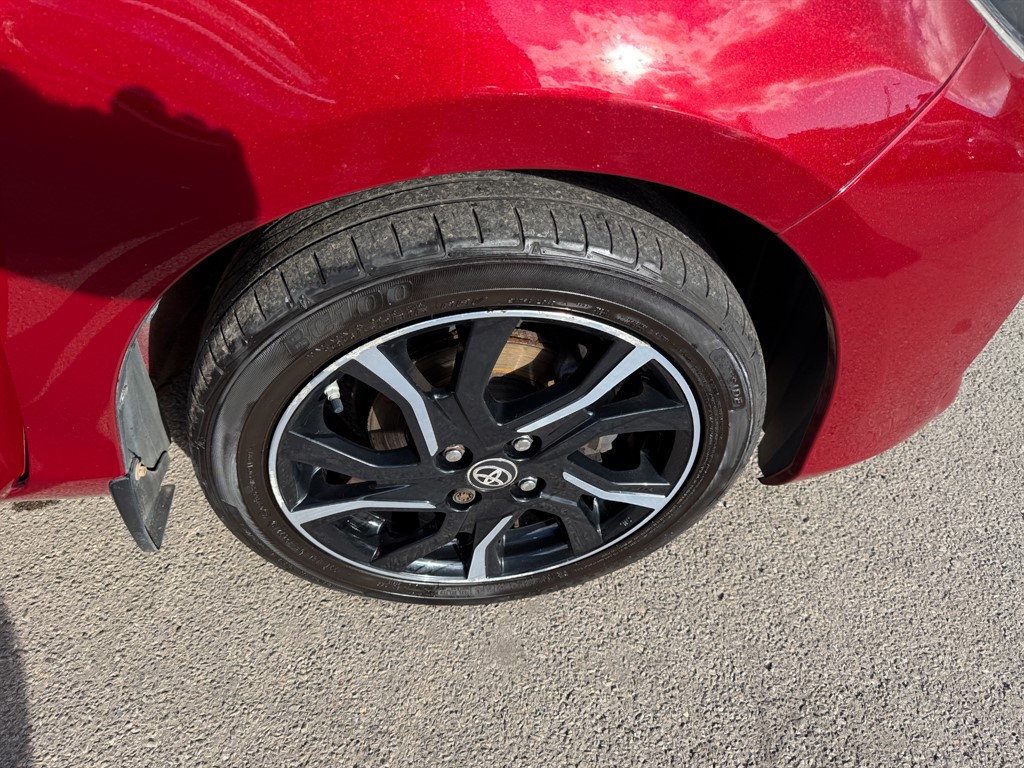 Used Toyota Yaris 2017 for sale - 76217330: Photo 10