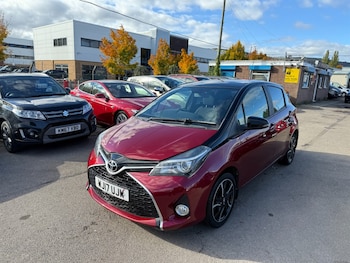 Used Toyota Yaris 2017 for sale - 76217330: Photo 3