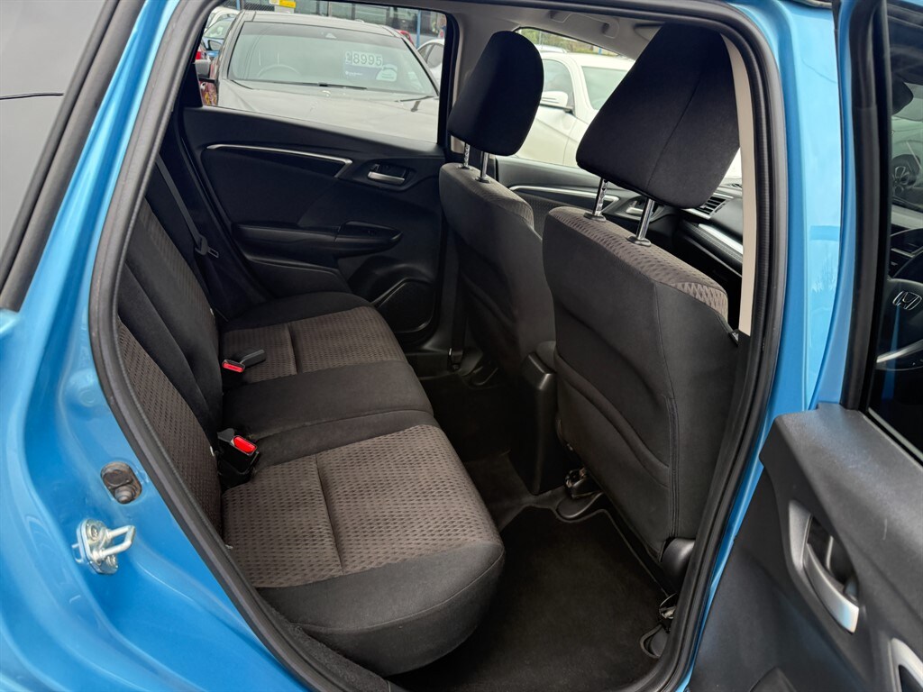 Used Honda Jazz 2018 for sale - 76130992: Photo 8