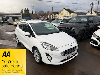 Used Ford Fiesta 2017 for sale - 77698948: Photo