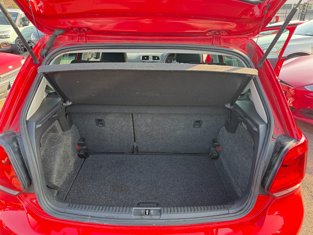 Used Volkswagen Polo 2013 for sale - 77988825: Photo 9