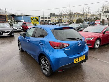Used Mazda Mazda2 2017 for sale - 76999800: Photo