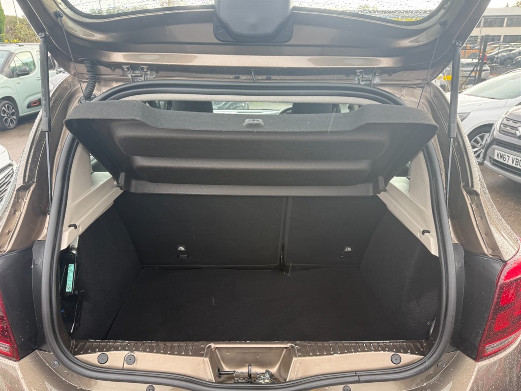 Used Dacia Sandero 2017 for sale - 76322127: Photo 9