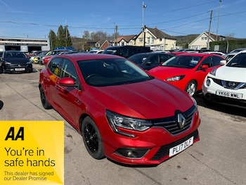 Used Renault Megane 2017 for sale - 78152799: Photo