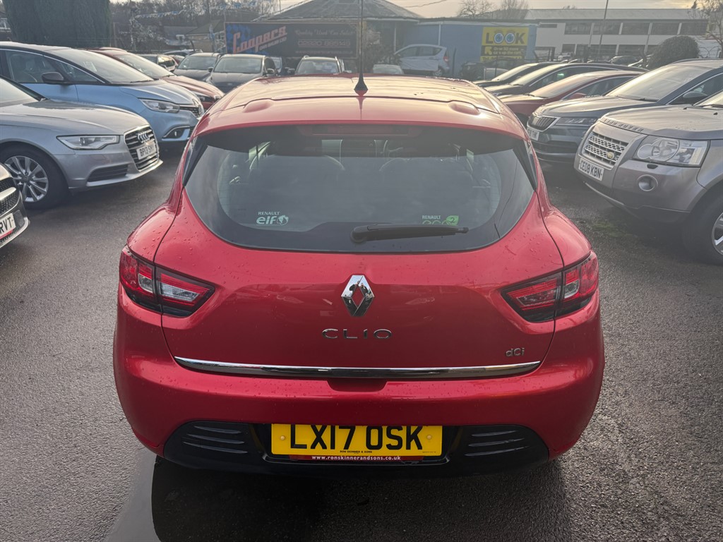 Used Renault Clio 2017 for sale - 76882113: Photo 5