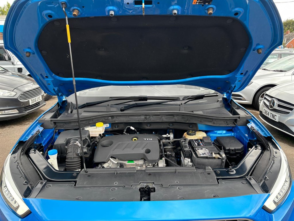 Used Volkswagen Amarok 2012 for sale - 76229521: Photo 10