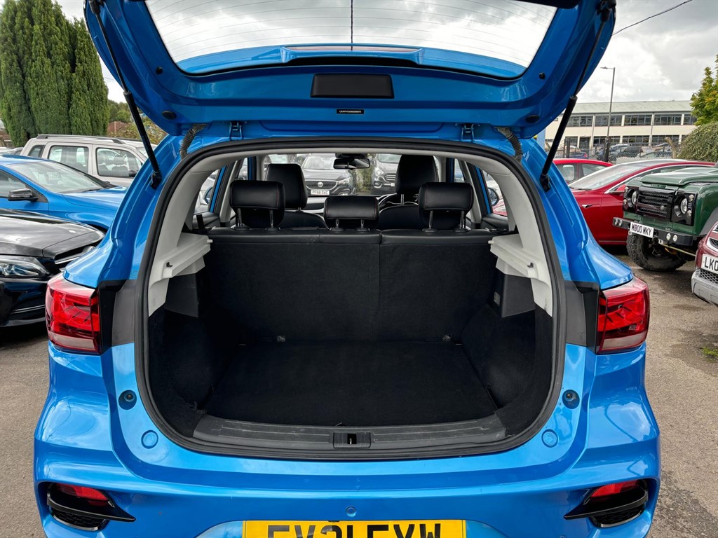 Used Volkswagen Amarok 2012 for sale - 76229521: Photo 9