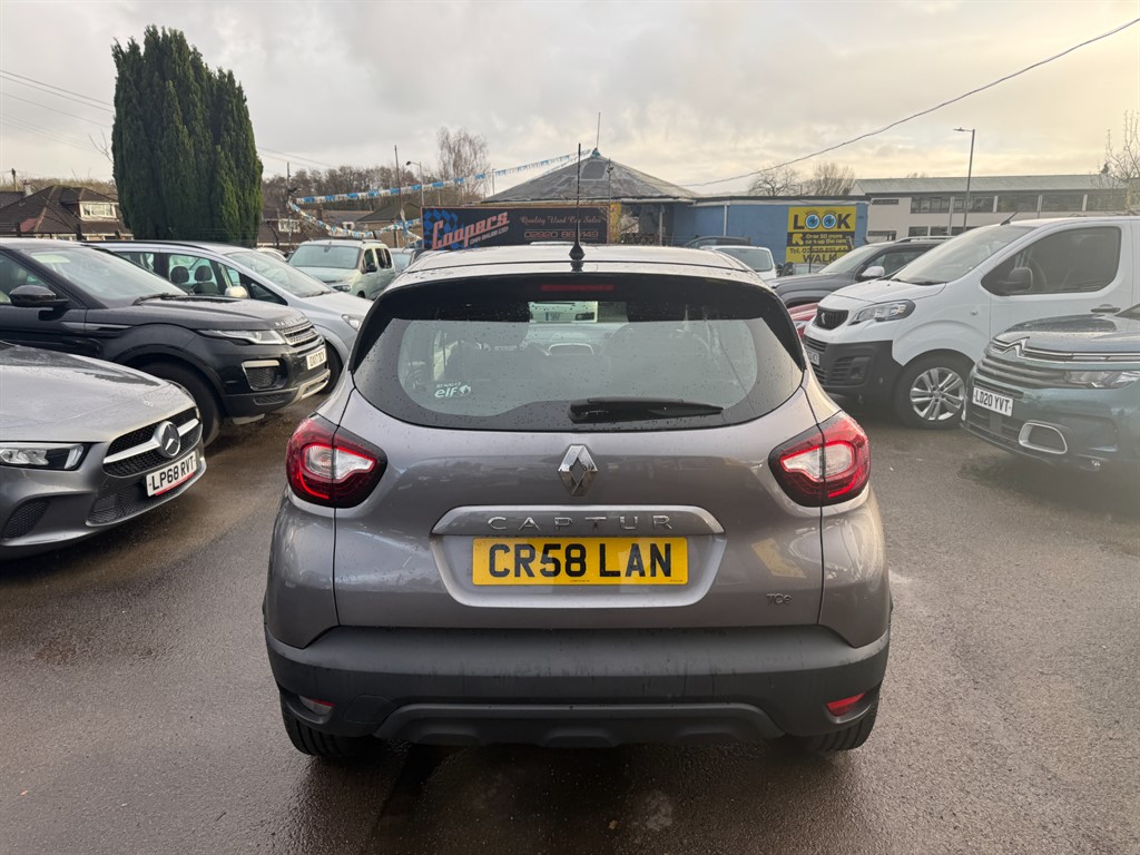 Used Renault Captur 2017 for sale - 77373265: Photo 5