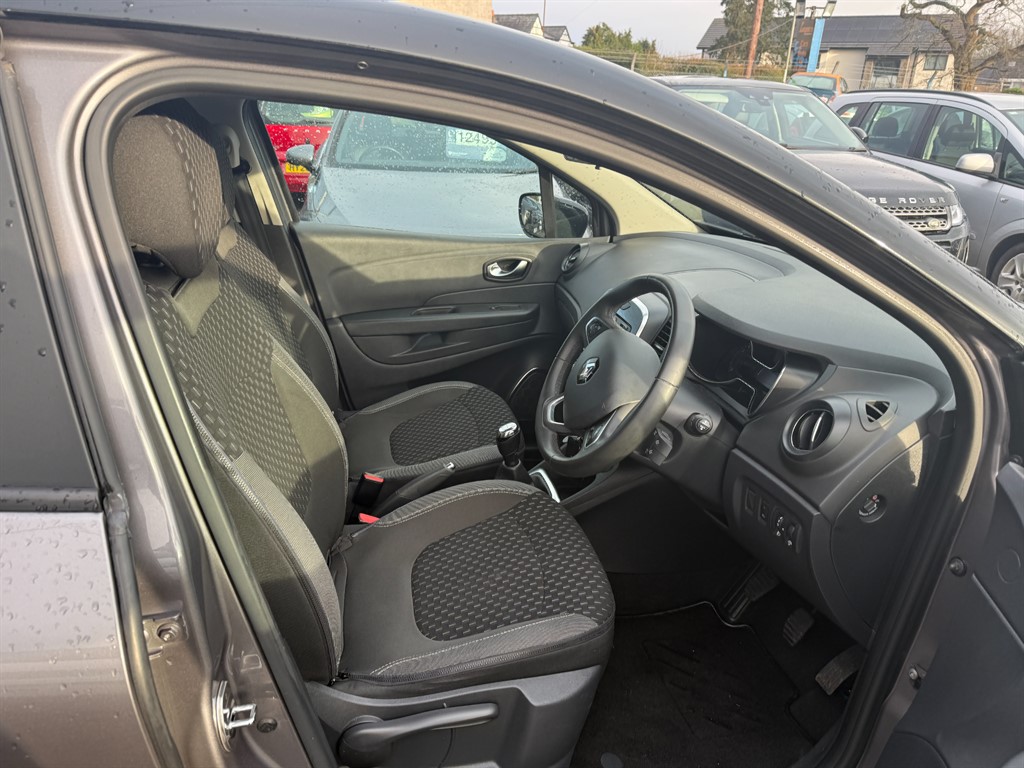 Used Renault Captur 2017 for sale - 77373265: Photo 7