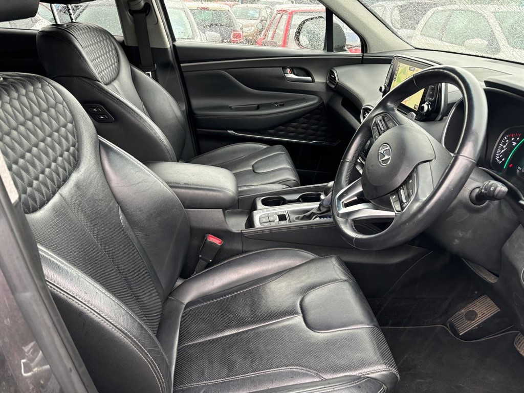 Used Hyundai Santa Fe 2018 for sale - 77702903: Photo 7