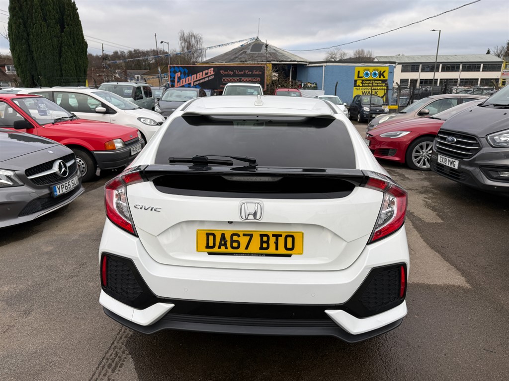 Used Honda Civic 2017 for sale - 77988855: Photo 5