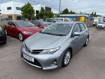Used Toyota Auris 2013 for sale - 74960102: Photo