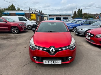 Used Renault Clio 2015 for sale - 79592216: Photo