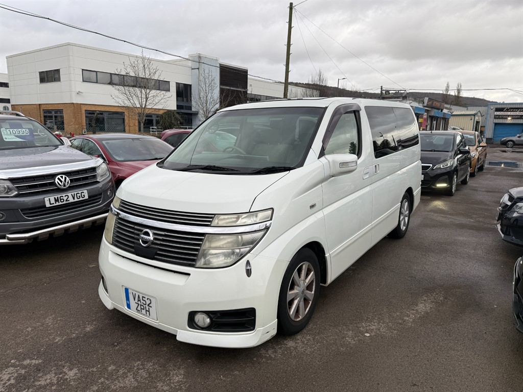 Used Nissan Elgrand 2016 for sale - 77333452: Photo 3