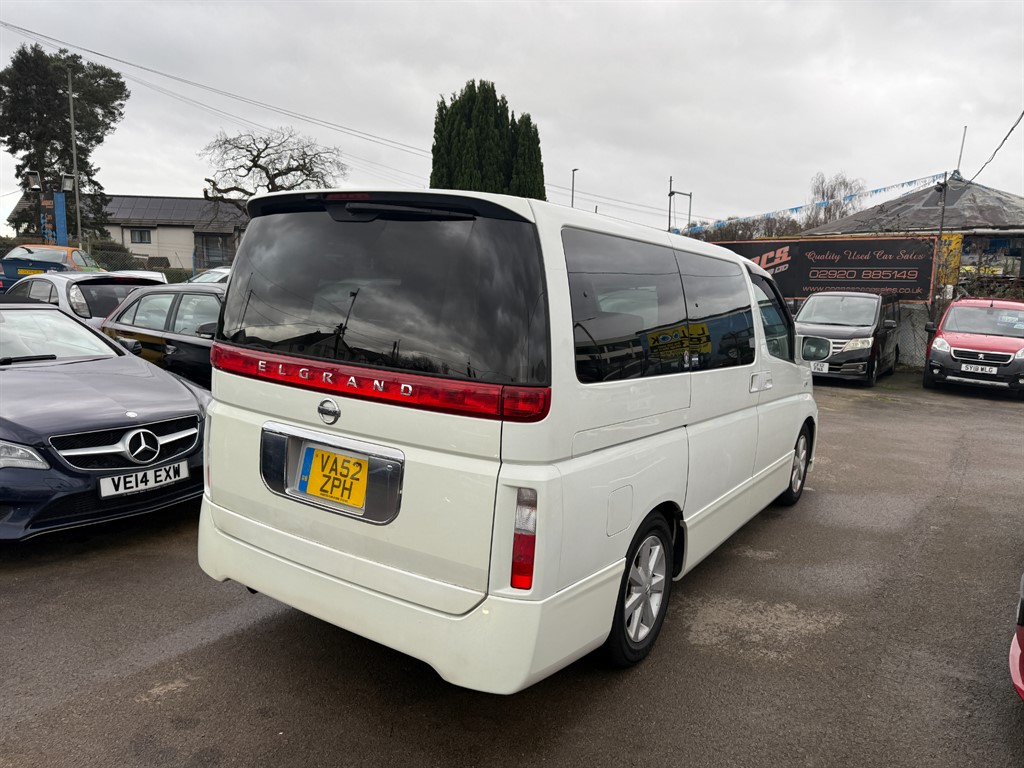 Used Nissan Elgrand 2016 for sale - 77333452: Photo 6