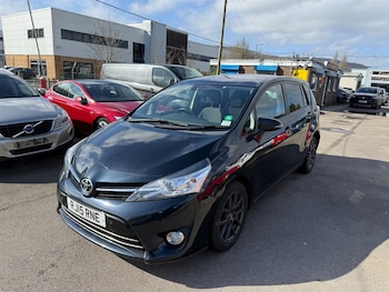 Used Toyota Verso 2015 for sale - 77942476: Photo