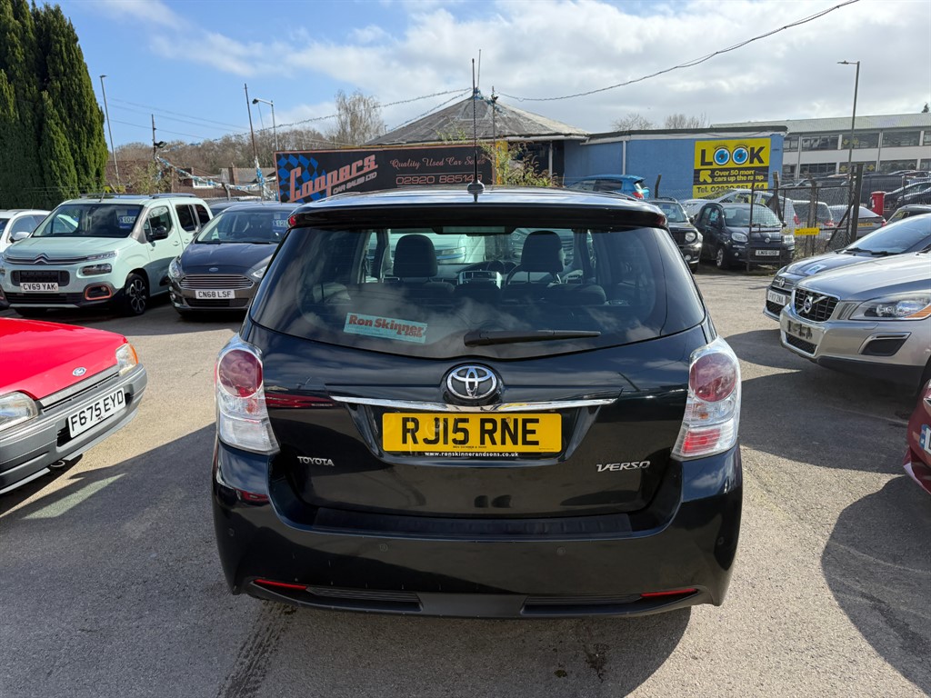 Used Toyota Verso 2015 for sale - 77942476: Photo 5