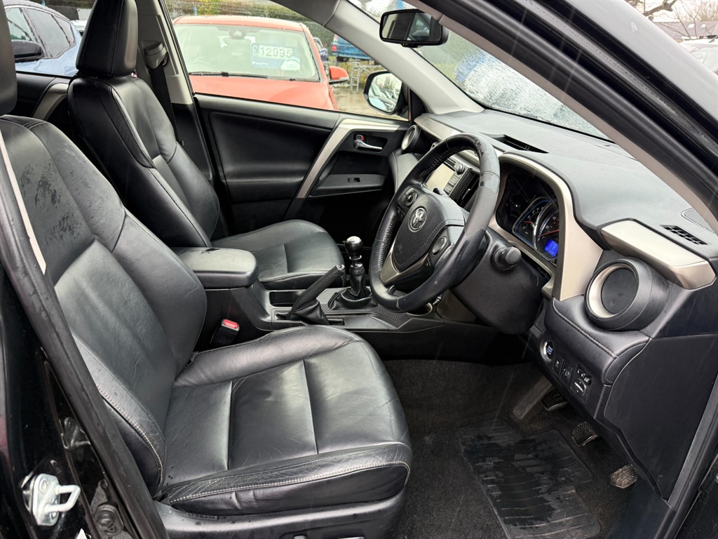 Used Toyota RAV4 2013 for sale - 77147014: Photo 6