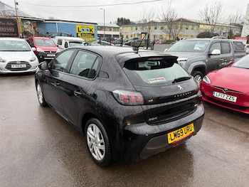 Used Peugeot 208 2020 for sale - 77307895: Photo