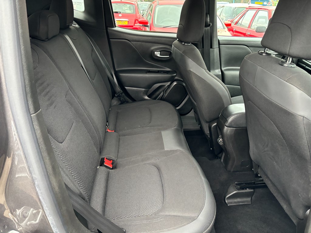 Used Jeep Renegade 2020 for sale - 77786552: Photo 8