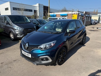 Used Renault Captur 2018 for sale - 77746366: Photo