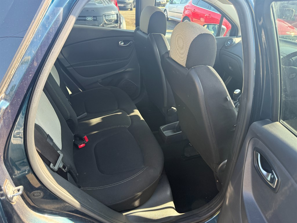 Used Renault Captur 2018 for sale - 77746366: Photo 8