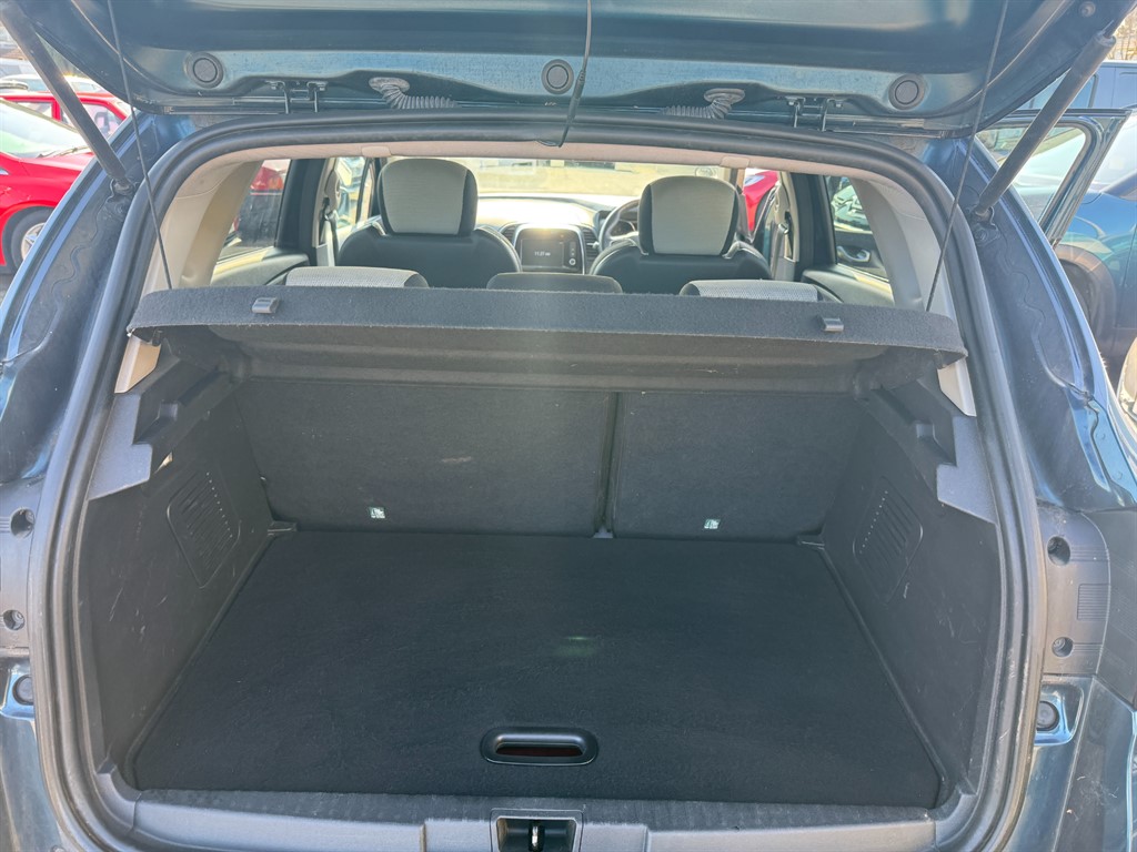 Used Renault Captur 2018 for sale - 77746366: Photo 9