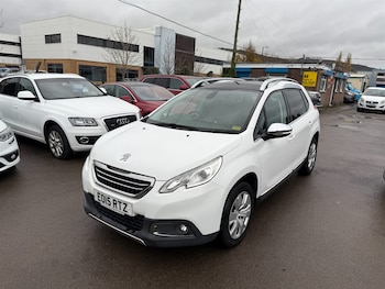 Used Peugeot 2008 2015 for sale - 76459387: Photo