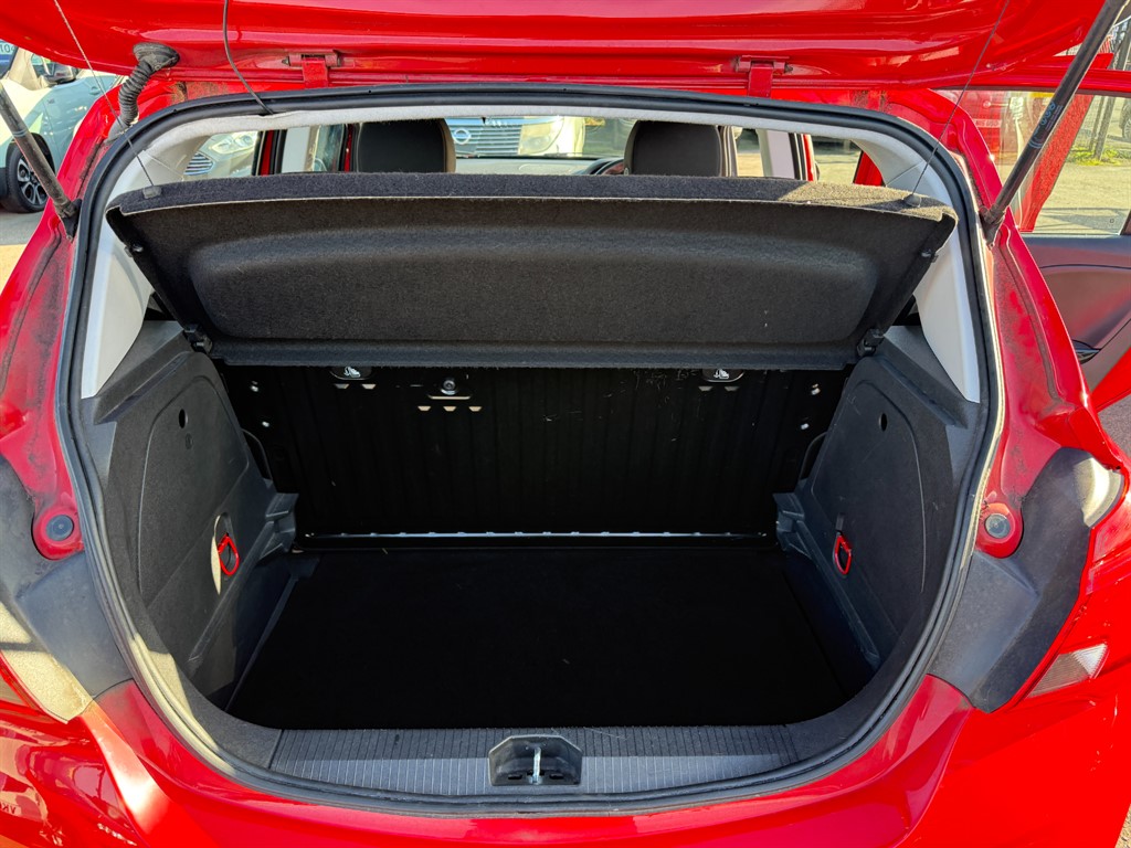 Used Vauxhall Corsa 2018 for sale - 77942497: Photo 9