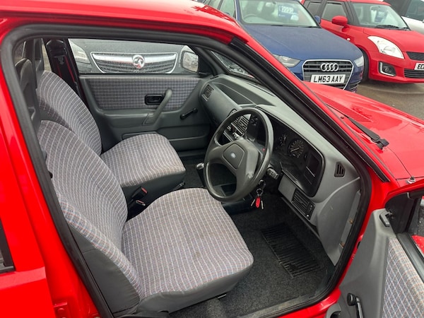 Used Ford Escort 1989 for sale - 75571457: Photo 7