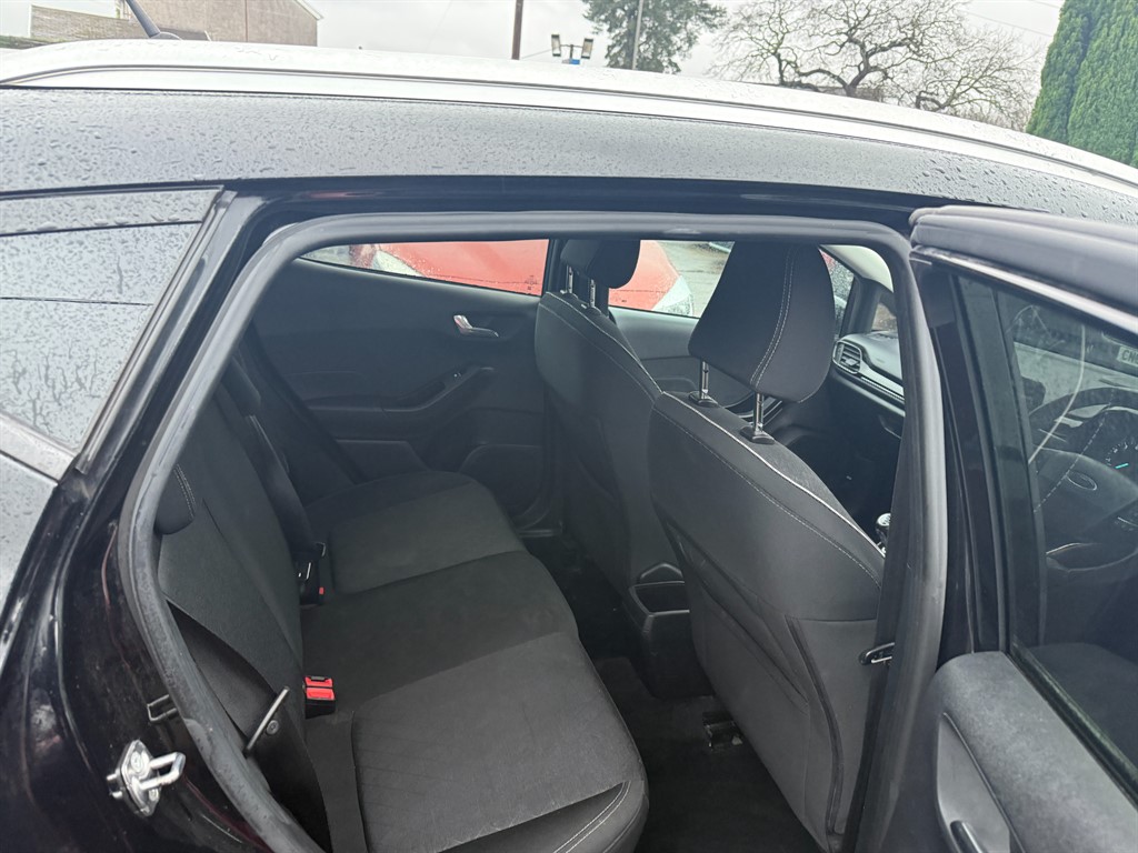 Used Ford Fiesta 2018 for sale - 76882094: Photo 8