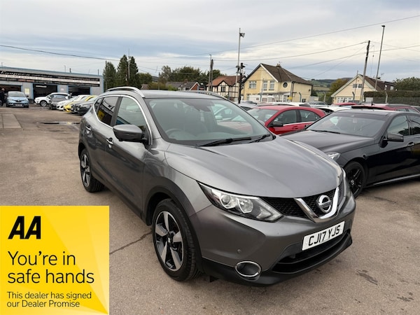 Used Nissan Qashqai 2017 for sale - 76055819: Photo 1