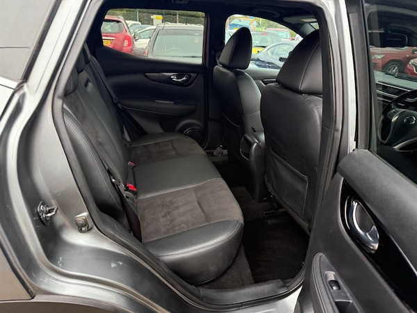 Used Nissan Qashqai 2017 for sale - 76055819: Photo 8