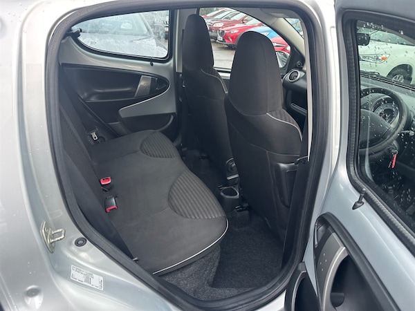 Used Peugeot 107 2013 for sale - 75572202: Photo 8