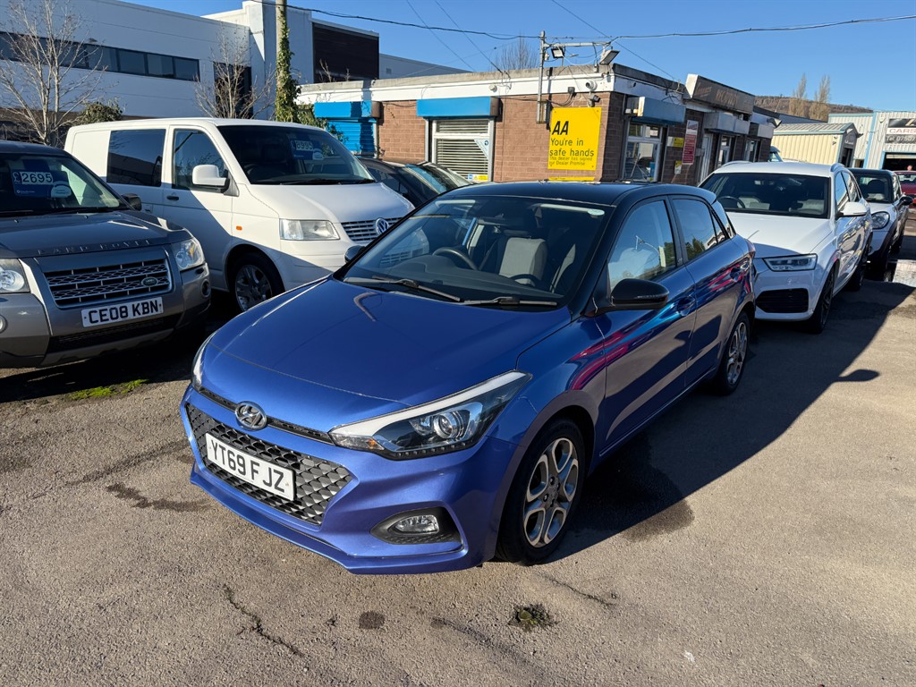 Used Hyundai i20 2019 for sale - 76696727: Photo 3