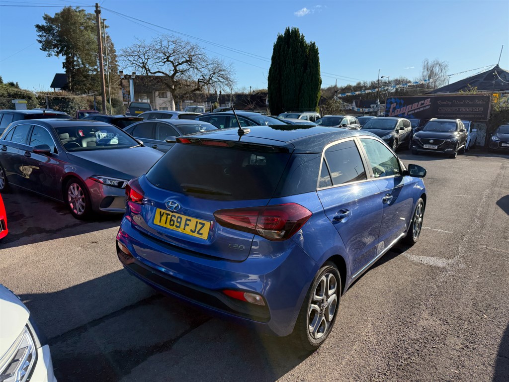 Used Hyundai i20 2019 for sale - 76696727: Photo 6