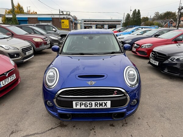 Used MINI Hatch 2019 for sale - 76290136: Photo 2