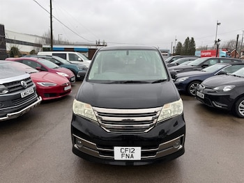Used Nissan Serena 2012 for sale - 77300718: Photo