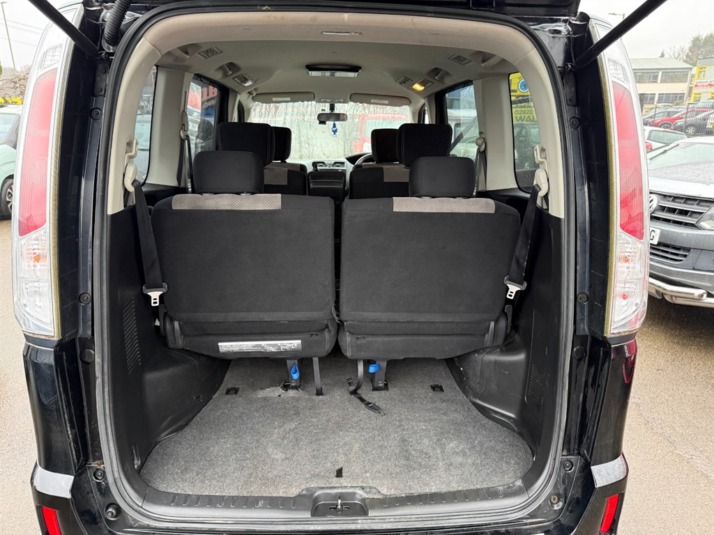 Used Nissan Serena 2025 for sale - 77300718: Photo 9