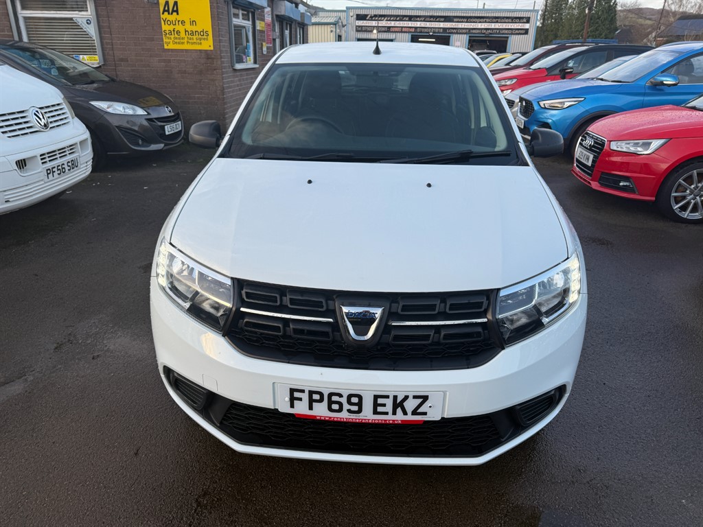Used Dacia Sandero 2019 for sale - 76738551: Photo 2