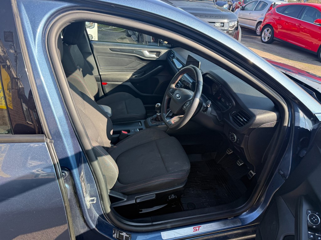 Used Ford Focus 2020 for sale - 77746370: Photo 7