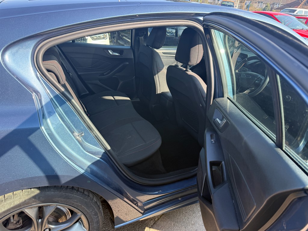 Used Ford Focus 2020 for sale - 77746370: Photo 8