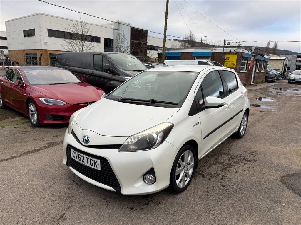 Used Toyota Yaris 2012 for sale - 77627830: Photo 3