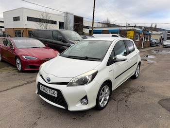 Used Toyota Yaris 2012 for sale - 77627830: Photo