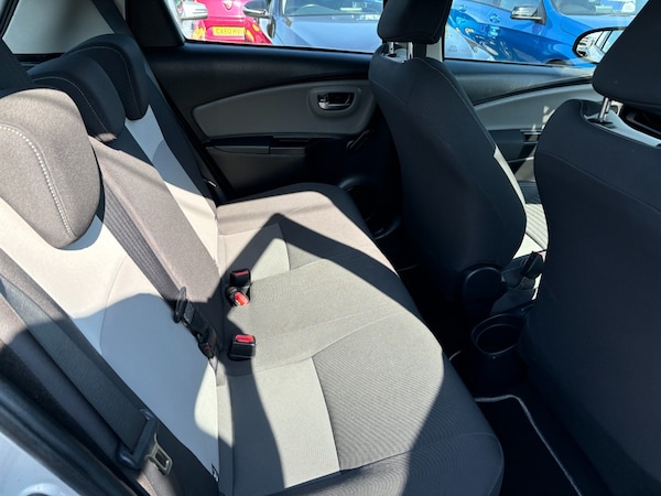 Used Toyota Yaris 2018 for sale - 75571596: Photo 7