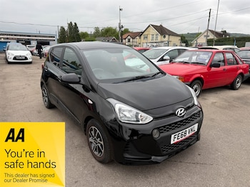 Used Hyundai i10 2018 for sale - 78418953: Photo