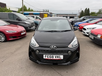 Used Hyundai i10 2018 for sale - 78418953: Photo