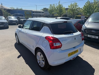 Used Suzuki Swift 2017 for sale - 78381677: Photo