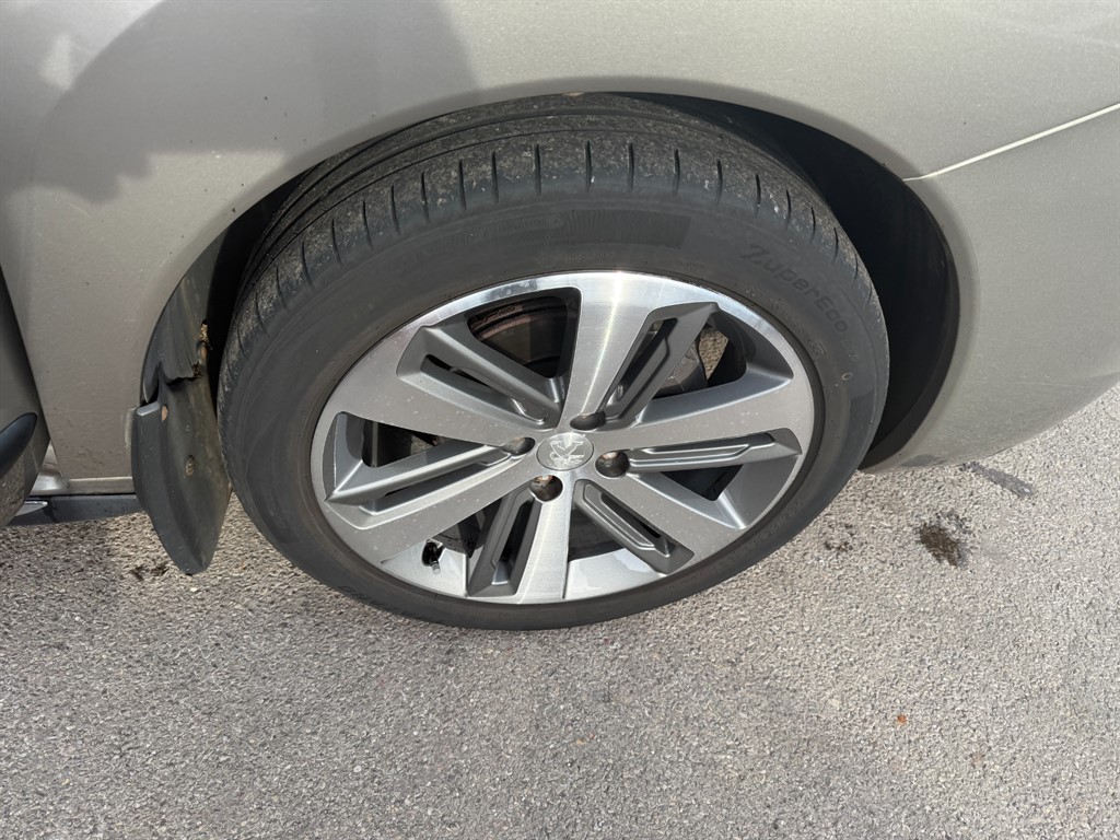 Used Peugeot 3008 2016 for sale - 76168905: Photo 10
